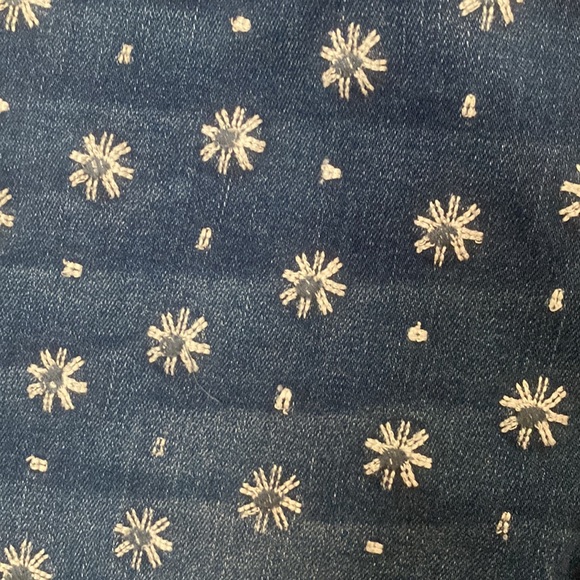 Pilcro Petite Jeans - Picture 3 of 4